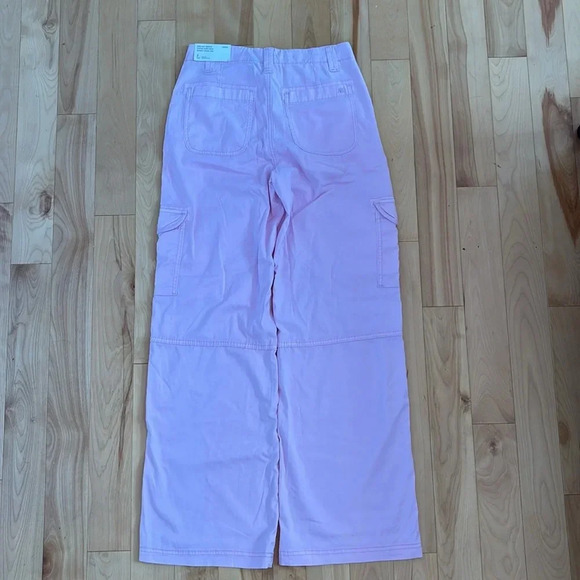 AE | Dreamy Drape Super High-Waisted Cargo Baggy Wide Leg Pants - Picture 2 of 7